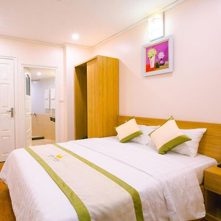 Royal Hotel Ha Noi Hanoï Extérieur photo