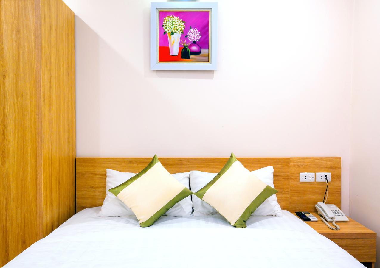Royal Hotel Ha Noi Hanoï Extérieur photo