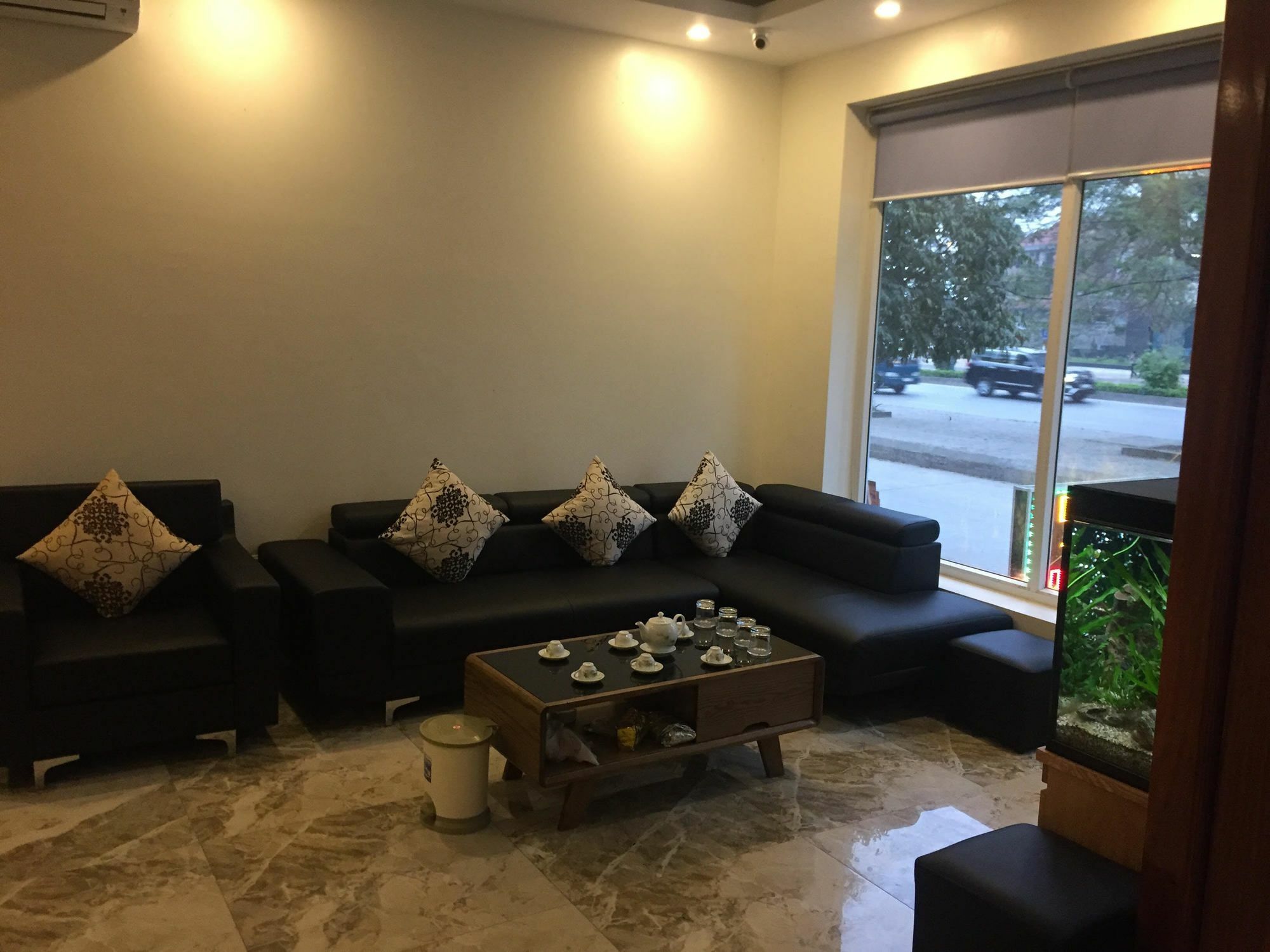 Royal Hotel Ha Noi Hanoï Extérieur photo